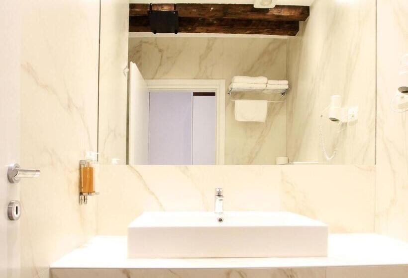 חדר אקונומי, Azur Palace Luxury Rooms
