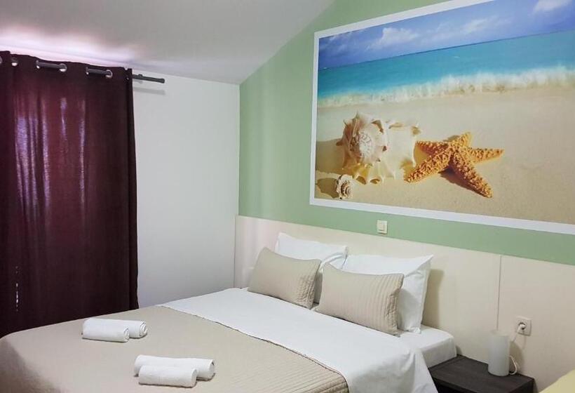 Четырехместный Номер Стандарт Вид на Море, Bed & Breakfast Marta & Tona