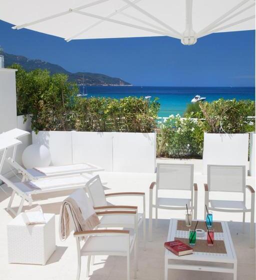 اتاق استاندارد با تخت بزرگ, Baia Bianca Suites