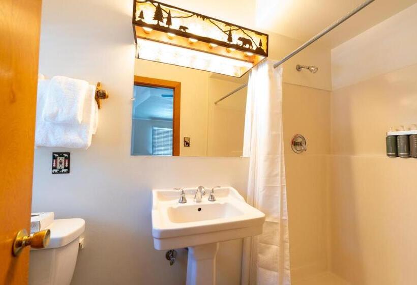 اتاق استاندارد با تخت بزرگ, Camp Richardson Resort