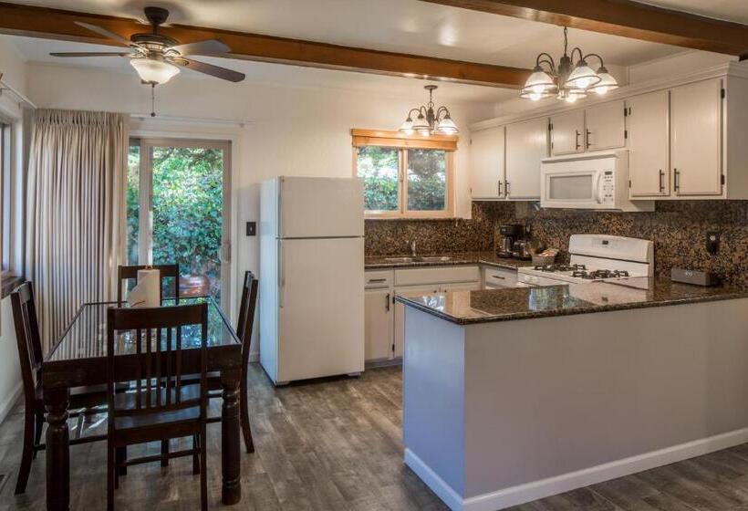 جناح ديلوكس سرير كينج, Andril Fireplace Cottages