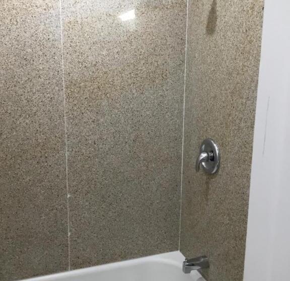 Номер Стандарт, Budget Inn Plainview