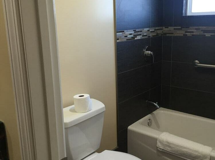 주니어 스위트, Convention Center Inn & Suites