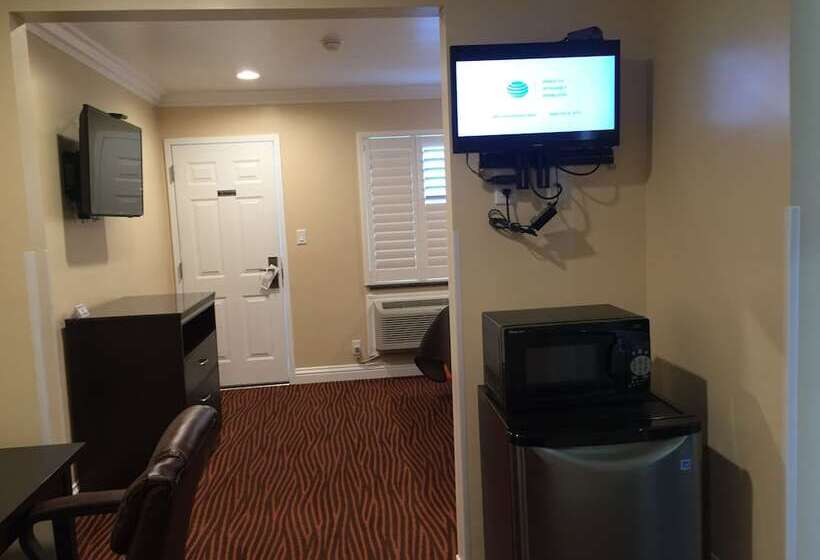 주니어 스위트, Convention Center Inn & Suites