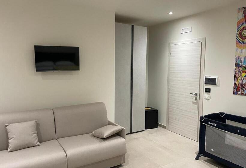 Четырехместный Номер Стандарт, Maraneri Rooms