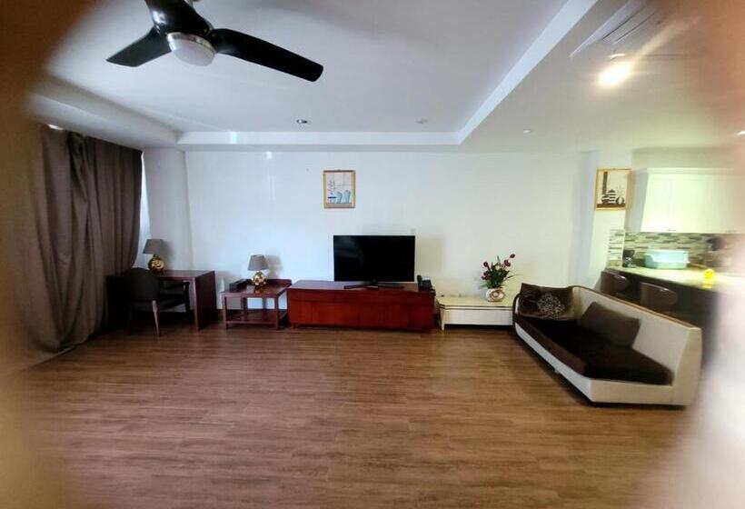 استودیوی لوکس, King S Ocean & City View Suites