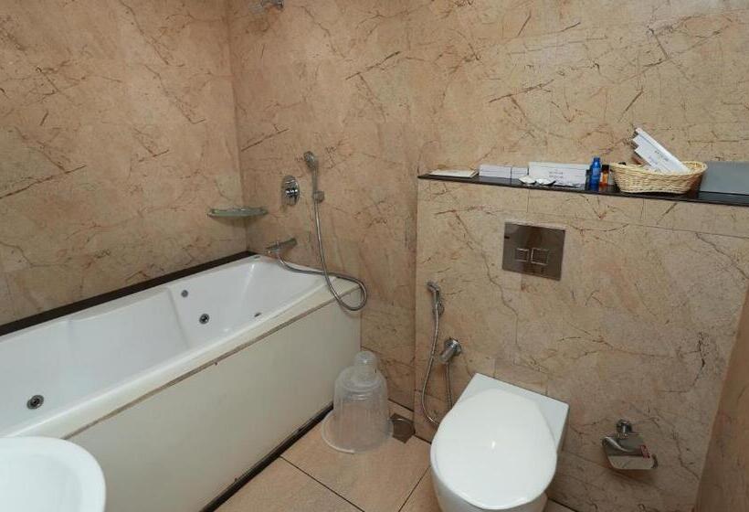 스위트, Sky Palace Kannur