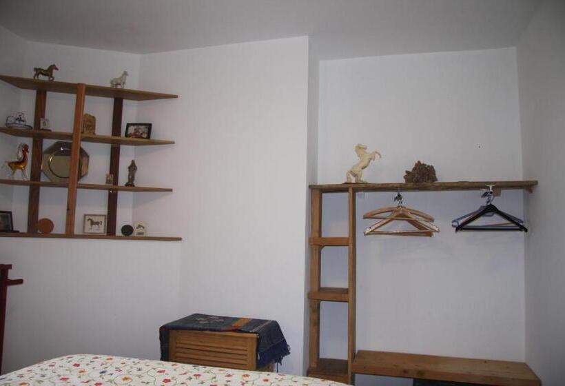 Номер Стандарт Вид на Горы, Chambre à La Ferme Banzaï   Face Aux Pyrénées Aurignac