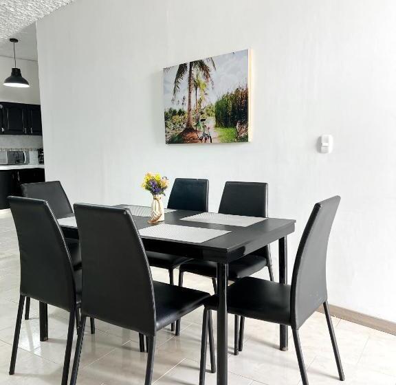 דירת חדר, Apartahotel Circunvalar Por Parceros Group