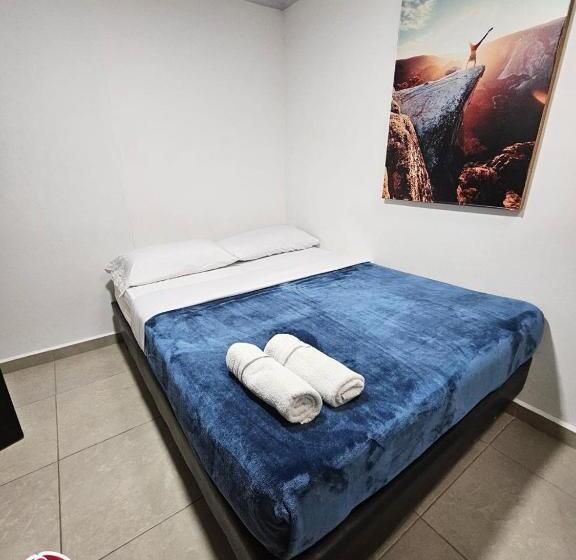 דירת שלושה חדרים, Apartahotel Circunvalar Por Parceros Group