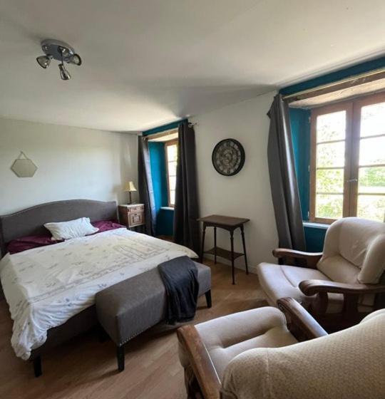 Номер Стандарт Четырехместный Совместный Санузел, Chambre D Hote A La Ferme