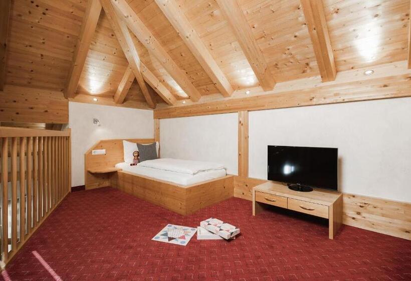 Люкс 3 Спальни, Neueröffnung Miaflor Familien  & Aktivresort