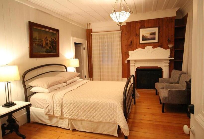 Номер Стандарт Вид на Бассейн, Auberge Comme Au Premier Jour