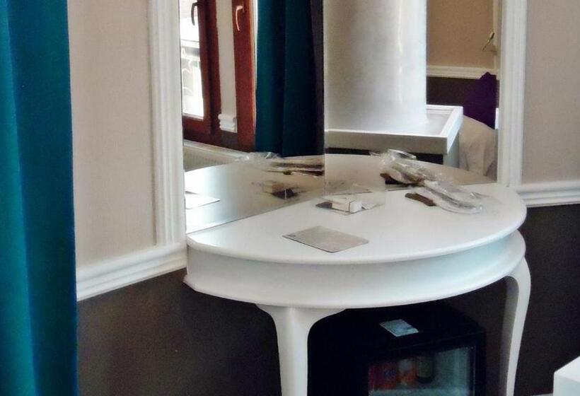 Семейный Номер, Berrak Otel