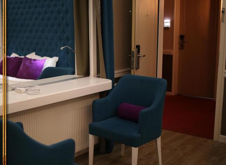 Семейный Номер, Berrak Otel