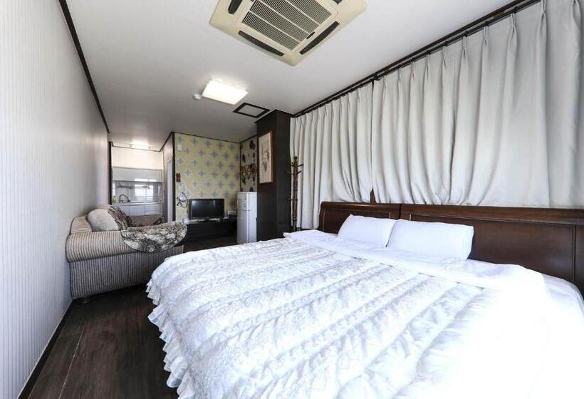 Номер Стандарт Вид на Море, Hamduk Pungkyungchae Pension