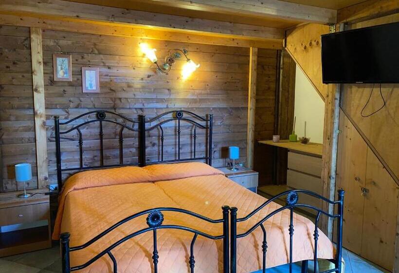 Семейный Номер, Agriturismo Il Borghetto