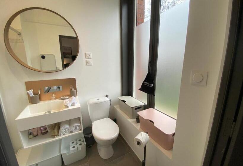 استودیوی لوکس, Maison Colodge Delory Barbieux