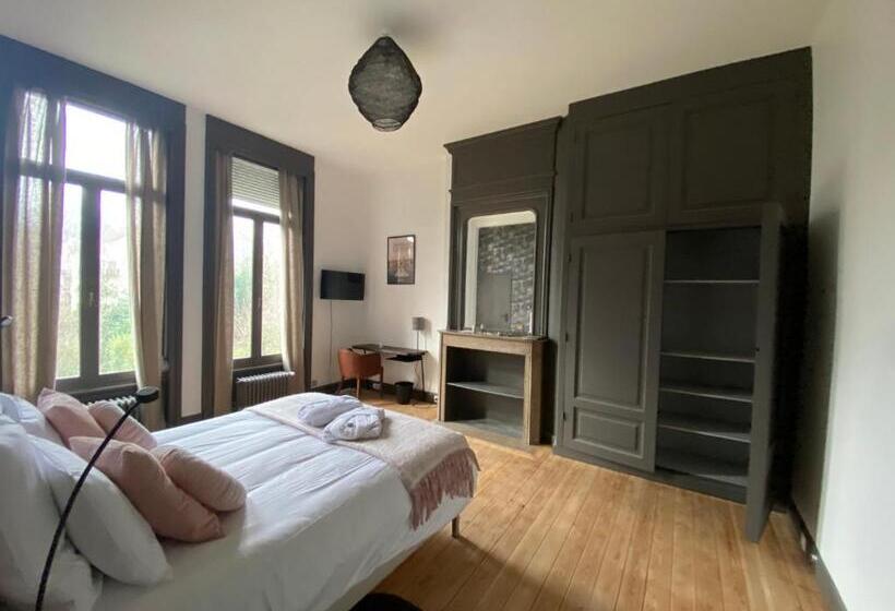 استودیوی لوکس, Maison Colodge Delory Barbieux