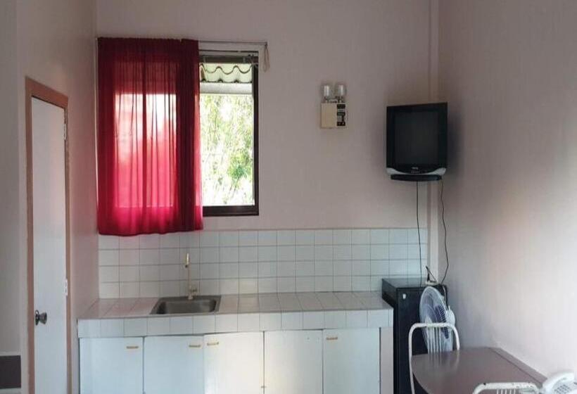 Family Suite, Oyo 1079 Mayon View Garden Apartelle Sa Bukid