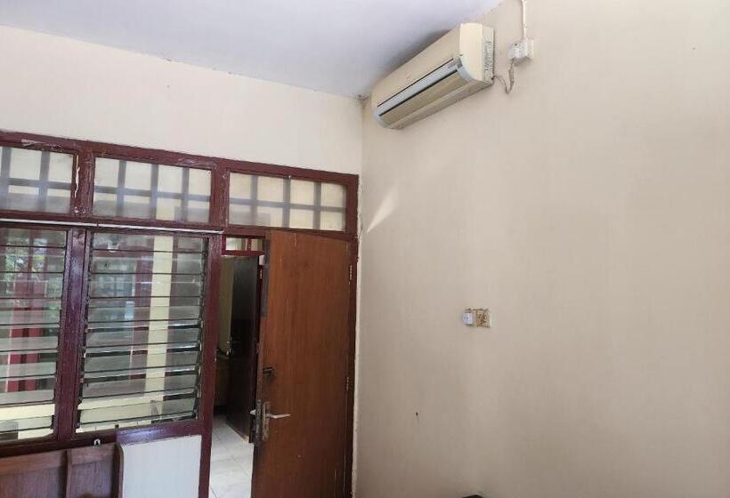 单人经济间, Oyo 93869 Regina Homestay Syariah