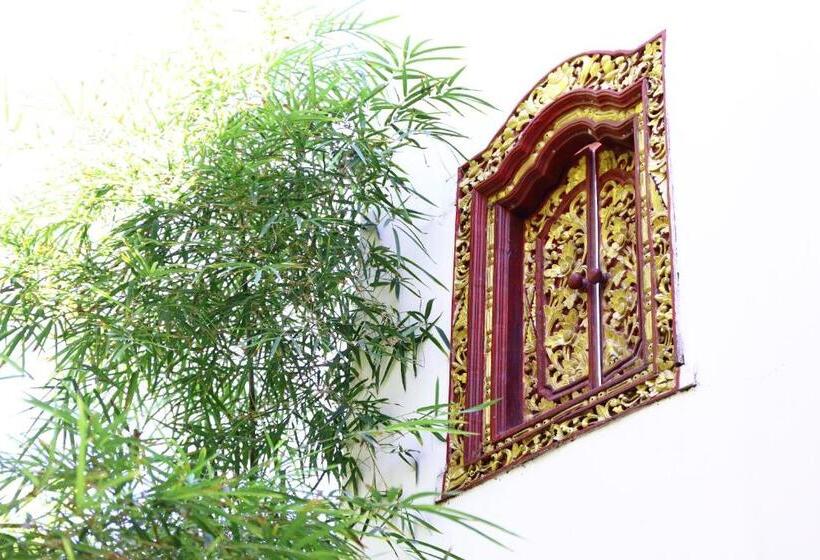 Номер Стандарт с Балконом, Bale Bingin Beachfront Stay