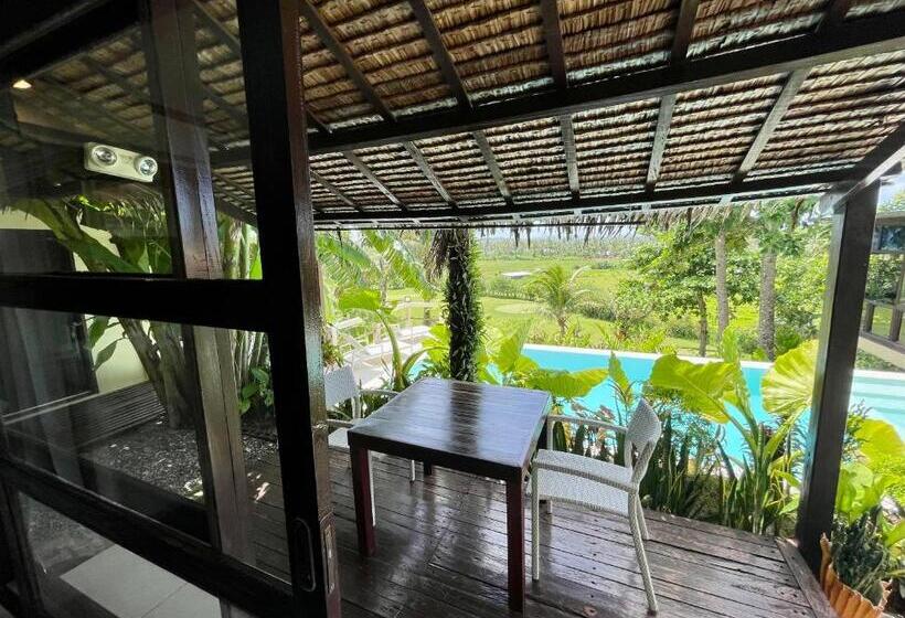 اتاق استاندارد با چشم‌انداز استخر, Villa Maya