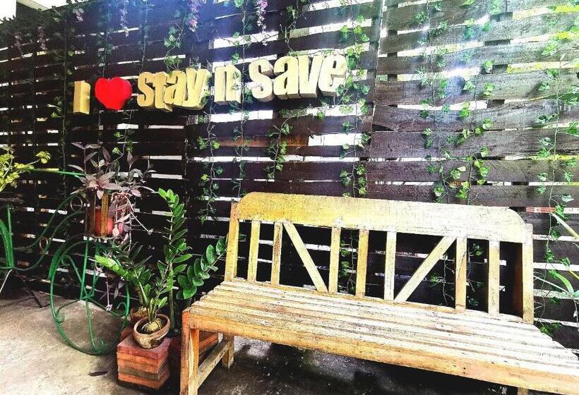 Полулюкс Вид на Море, Stay N Save B&b