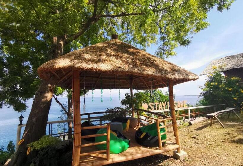Номер Deluxe Вид на Море с Балконом, Stay N Save B&b