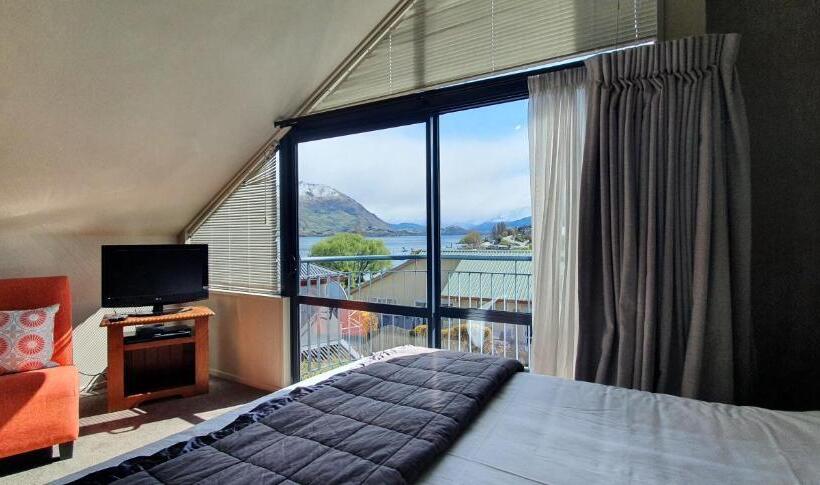 침실 3개 아파트, The Moorings Motel And Apartments