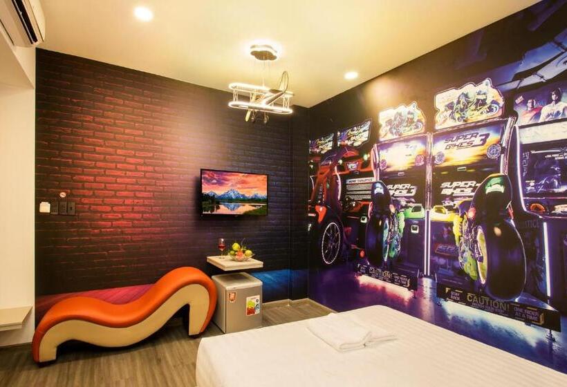 اتاق لوکس, Eros Hotel 2   Love