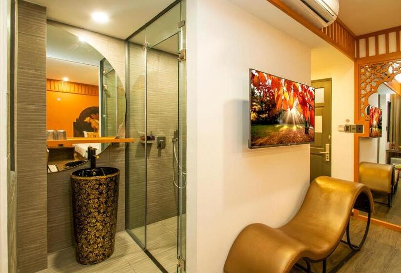 اتاق لوکس با تخت بزرگ, Eros Hotel 2   Love
