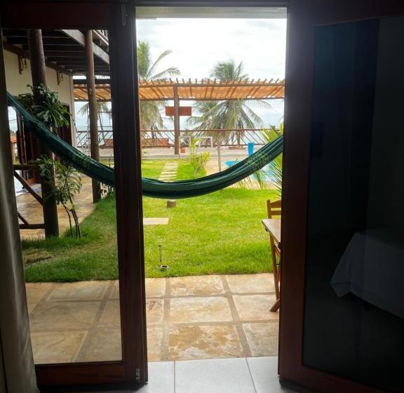 Номер Стандарт Вид на Бассейн, Pousada Quinta Do Mar