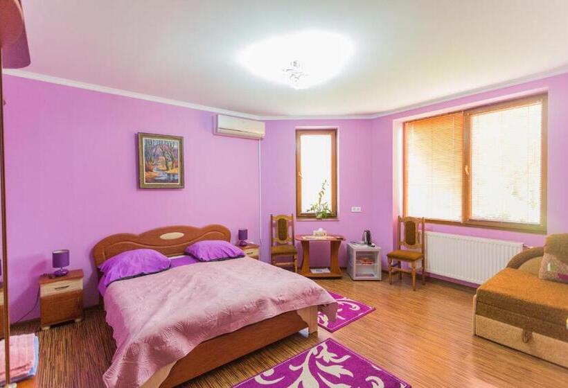 اتاق راحتی سه تخته, Villa Fenix