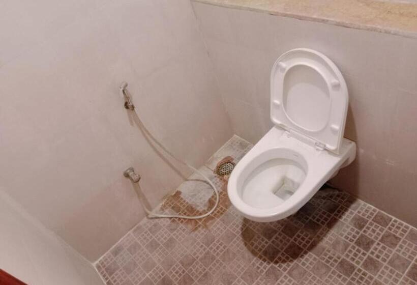 Трехместный Номер Deluxe, Temple City Lake Inn Madurai Aala