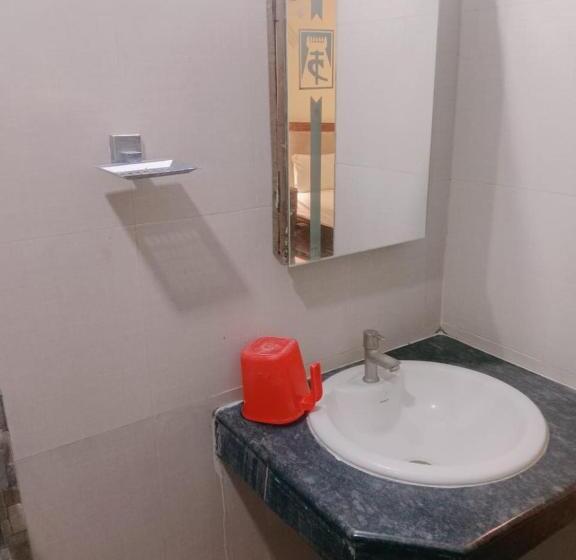 Номер Стандарт, Temple City Lake Inn Madurai Aala