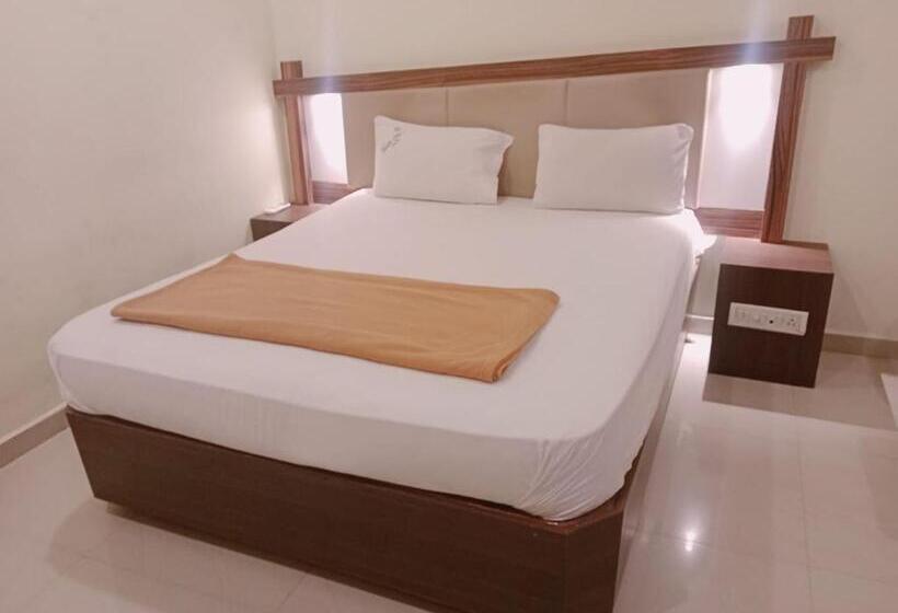 Номер Стандарт, Temple City Lake Inn Madurai Aala