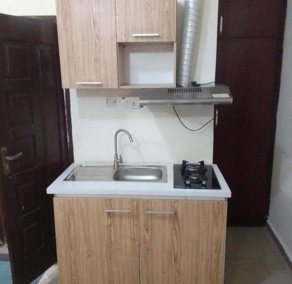 اتاق سوپریور با تخت بزرگ, Light House Hotel And Suites