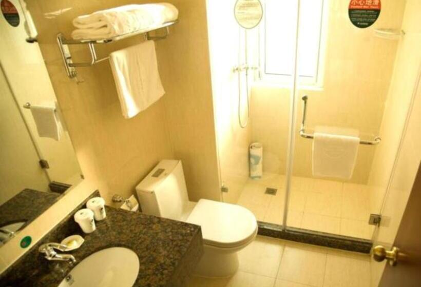Семейный Номер, Greentree Inn Jiangxi Shangrao Wuyuan Bus Station Tang Village Express