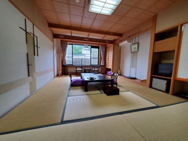 4인용 스탠다드 룸, 蔵王温泉 岩清水料理の宿 季の里
