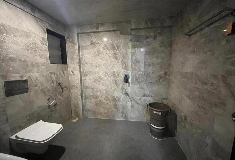 豪华房间, Arsh Executive Inn