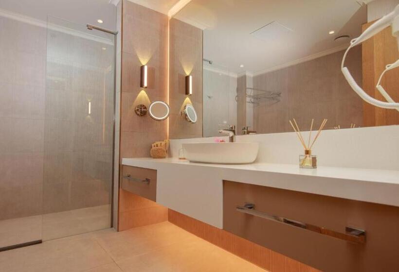 Люкс Повышенной Комфортности, Casa Lumar Luxury Lodging