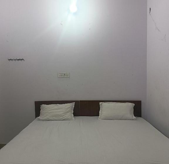 Номер Стандарт, La Ayodhya Residency