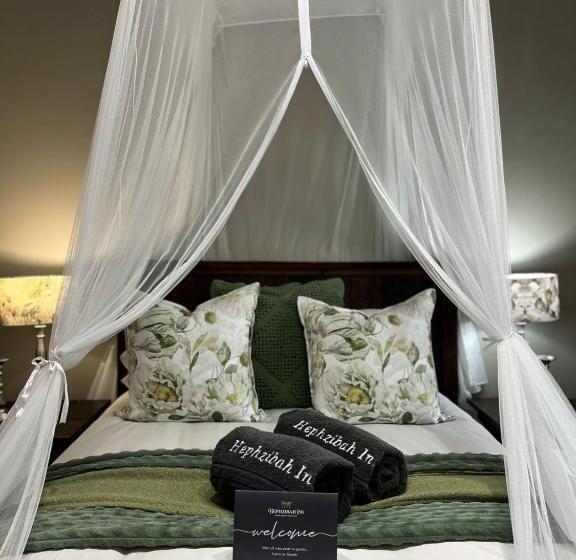 Семейный Номер Deluxe, Hephzibah Inn Guest House And Venue