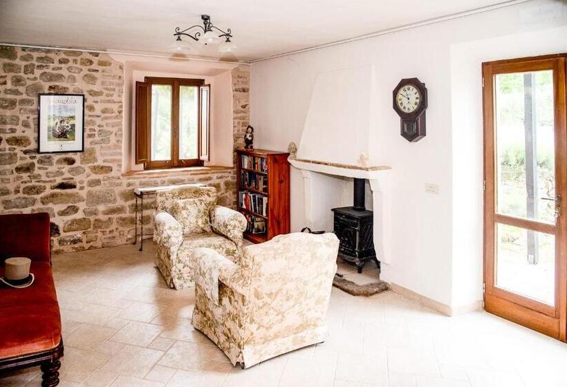 Номер Стандарт Вид на Сад, La Mela Rosa Bed & Breakfast