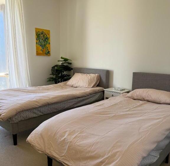 اتاق لوکس, Cozy Private Room With Secured Yard Pet Friendly