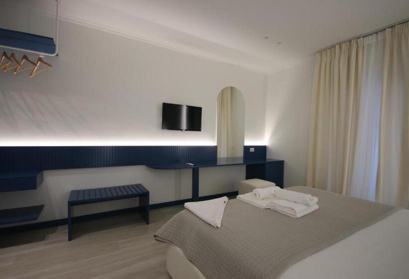 اتاق لوکس چهار تخته, Bay View