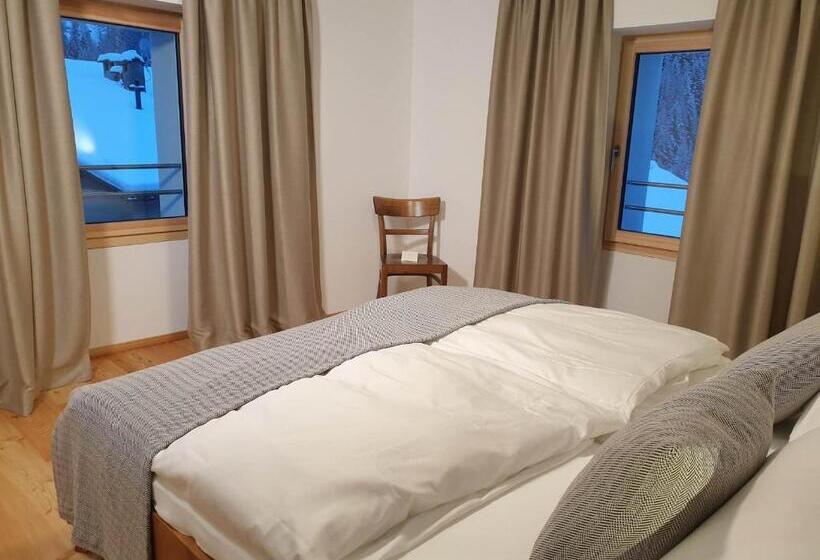 Номер Deluxe, Osteria Bäkar