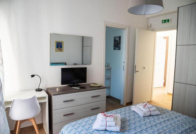 اتاق استاندارد با چشم‌انداز باغ, Koinè Comfort Rooms