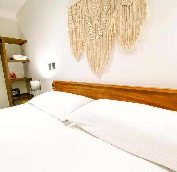 Studio Deluxe, Balam Suites